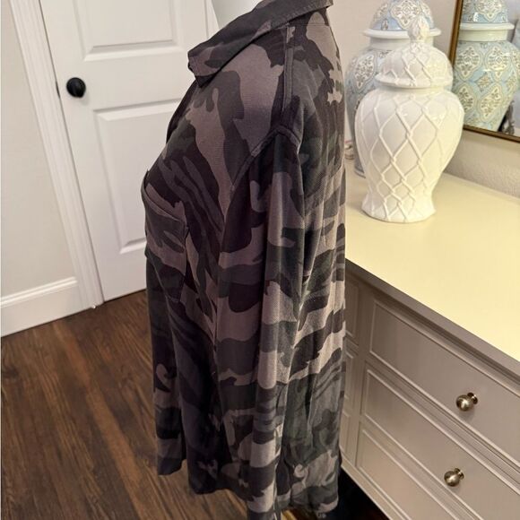 Rails Hunter Camo Button Down Shirt-W7 - Picture 3 of 6